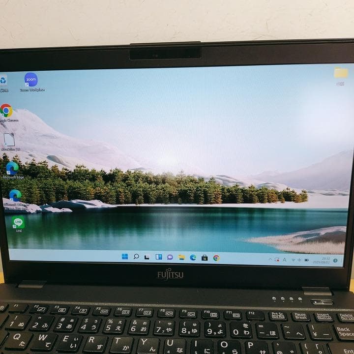 富士通 10世代i5【美品・軽量薄型】ノートPC Windows11正規品