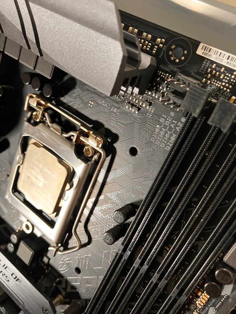 STRIX H370-F GAMING マザーボード　i7-8700付属