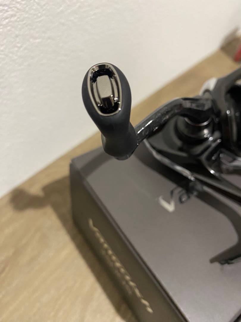 SHIMANO Vanquish ヴァンキッシュ　2500S スピニングリール