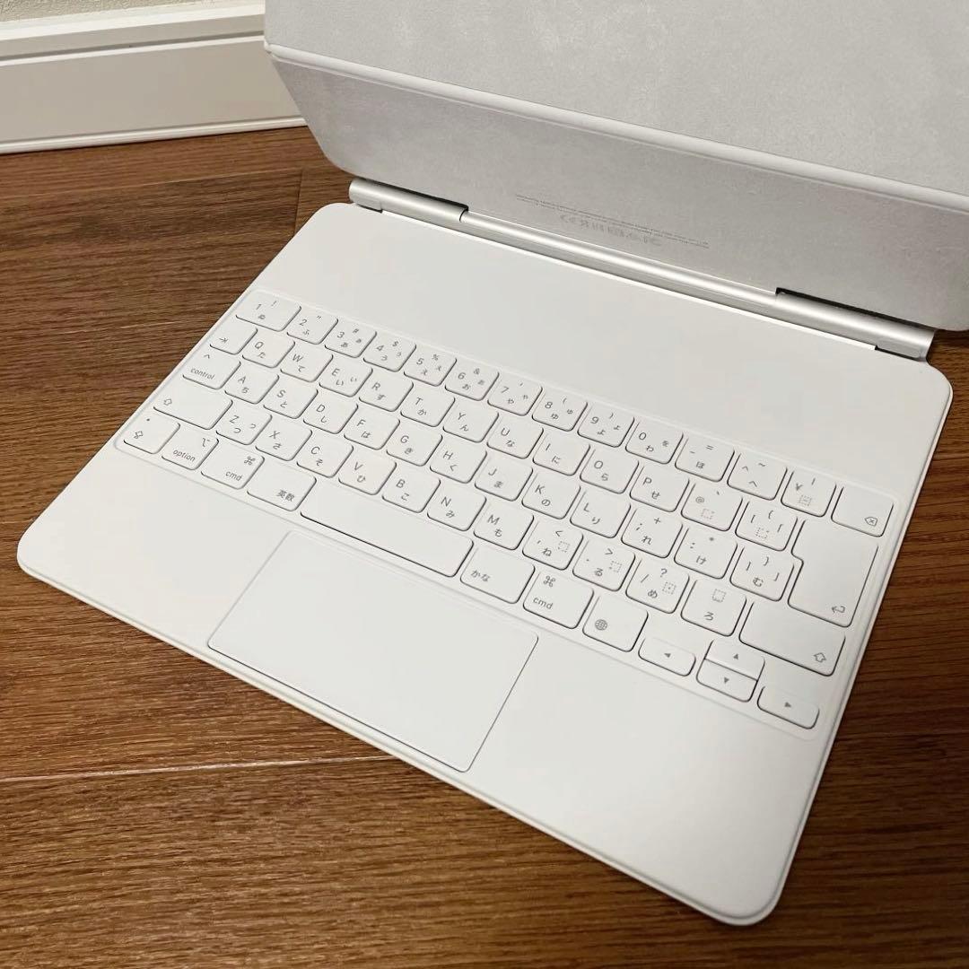 Apple iPad Magic Keyboard 12.9インチ A2480