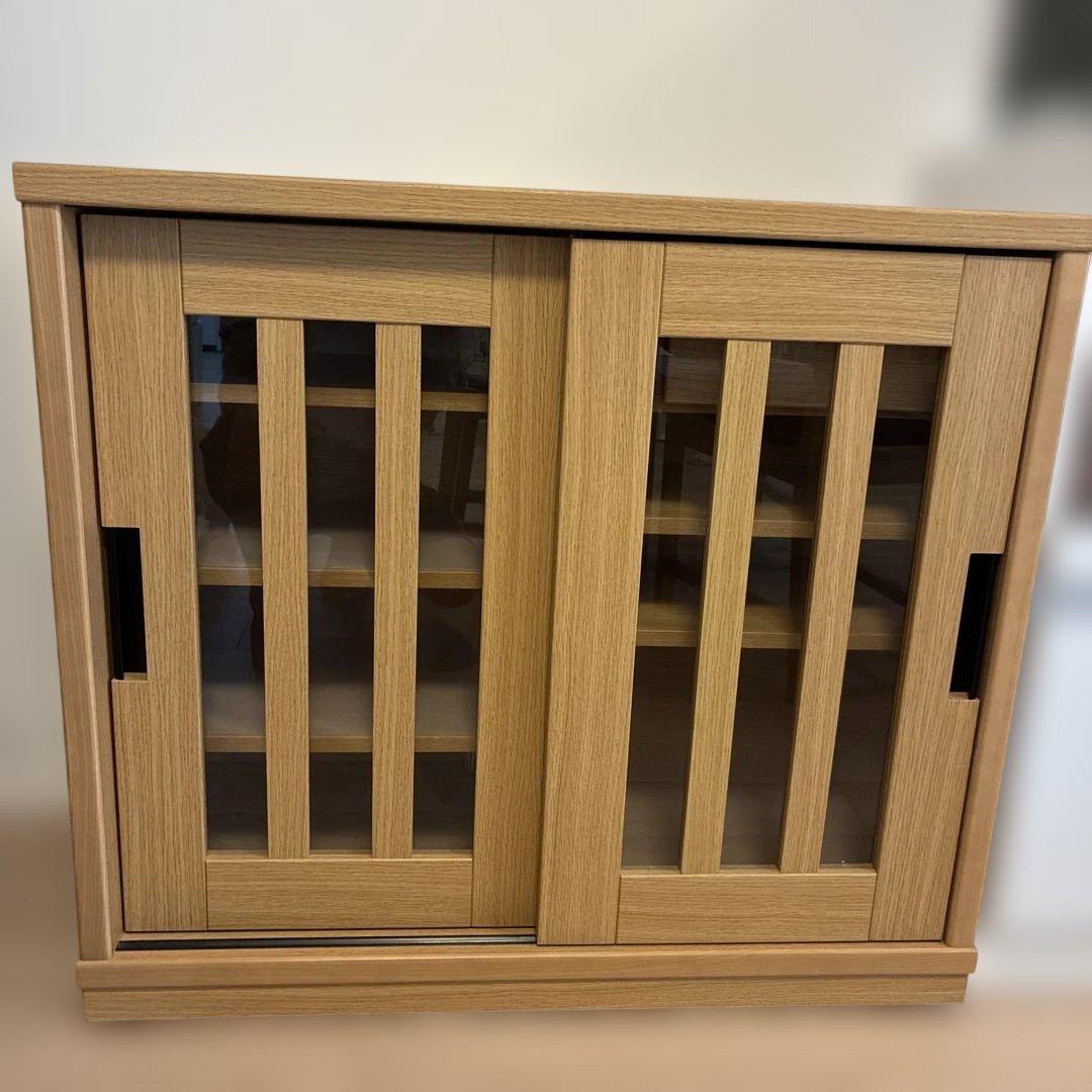 スライドドア式　食器棚