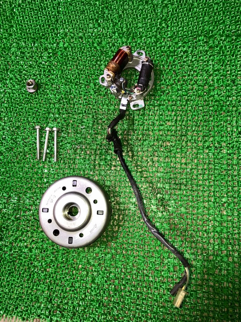NSR50 NS-1 ジェネレーター　フライホイール　ボルト付き 実働取り外し
