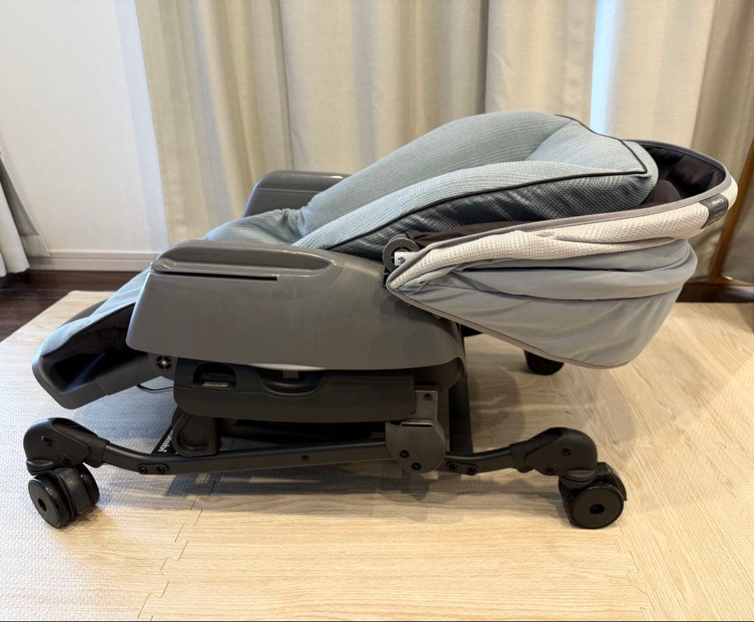 Combiネムリラ AUTO SWING