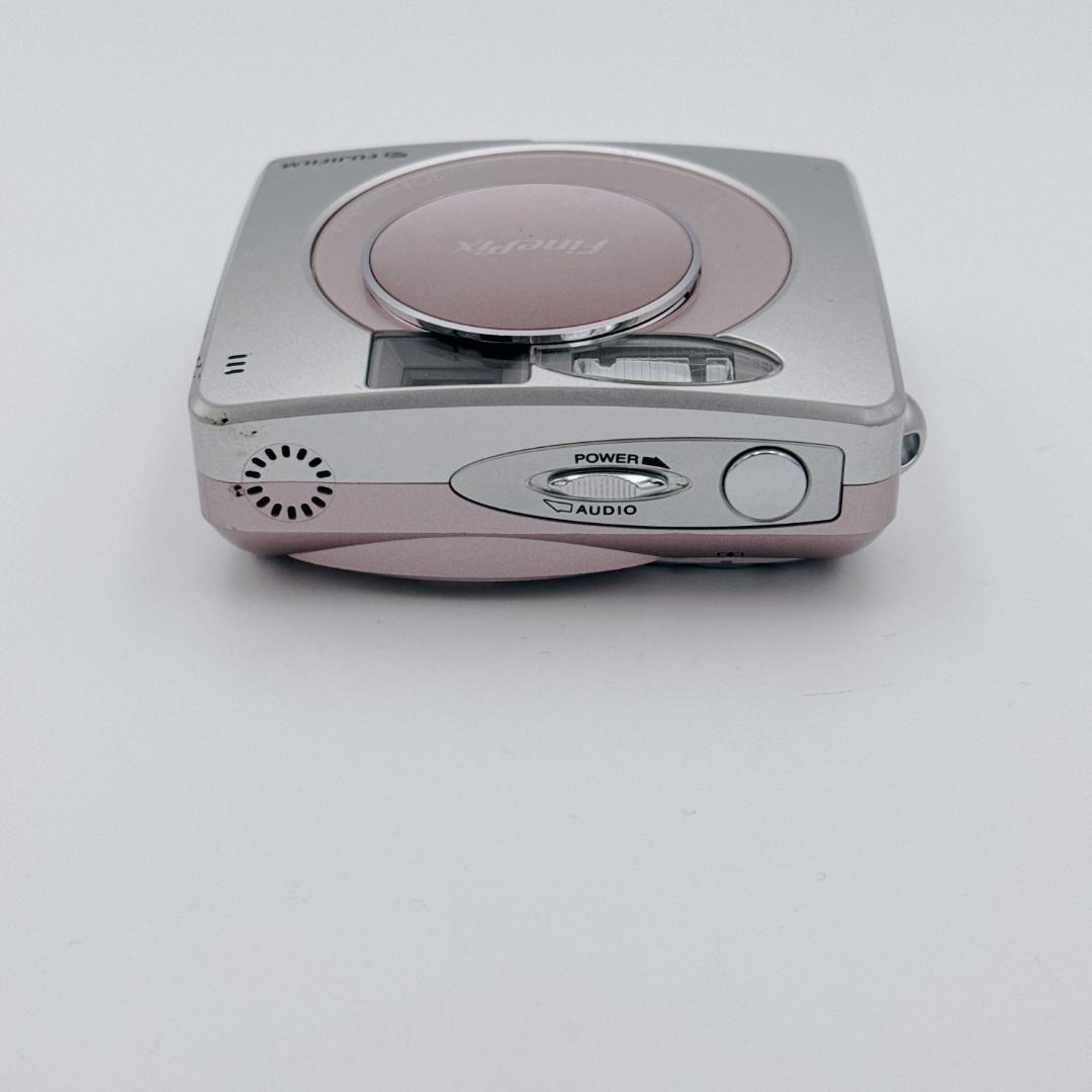 希少モデル✨FUJIFILM FinePix30i デジタルカメラ ピンク