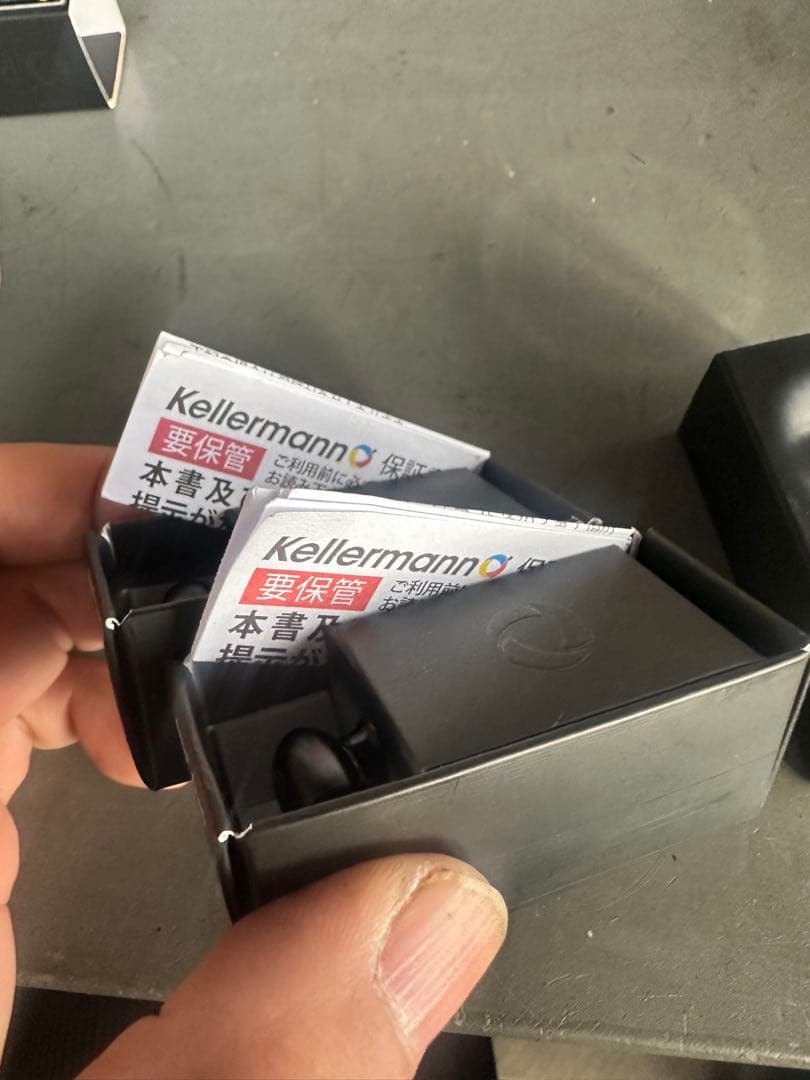 Kellermann Atto Dark 黒 ウインカー　スモークレンズ