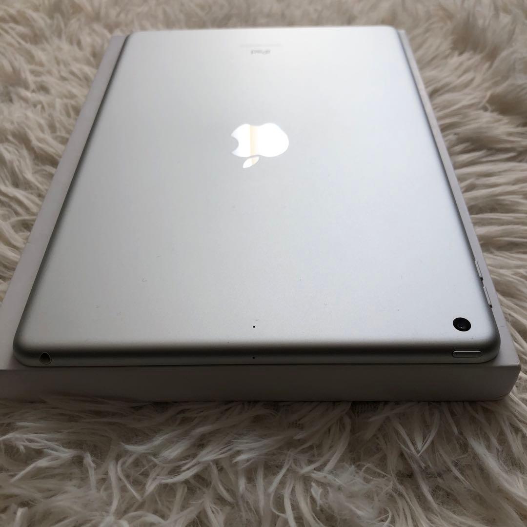 【11/15販売終了】iPad 第8世代 128GB Wi-Fi 【すぐ発送】