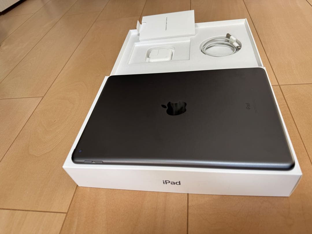 iPad第7世代　Wi-Fiモデル　32G