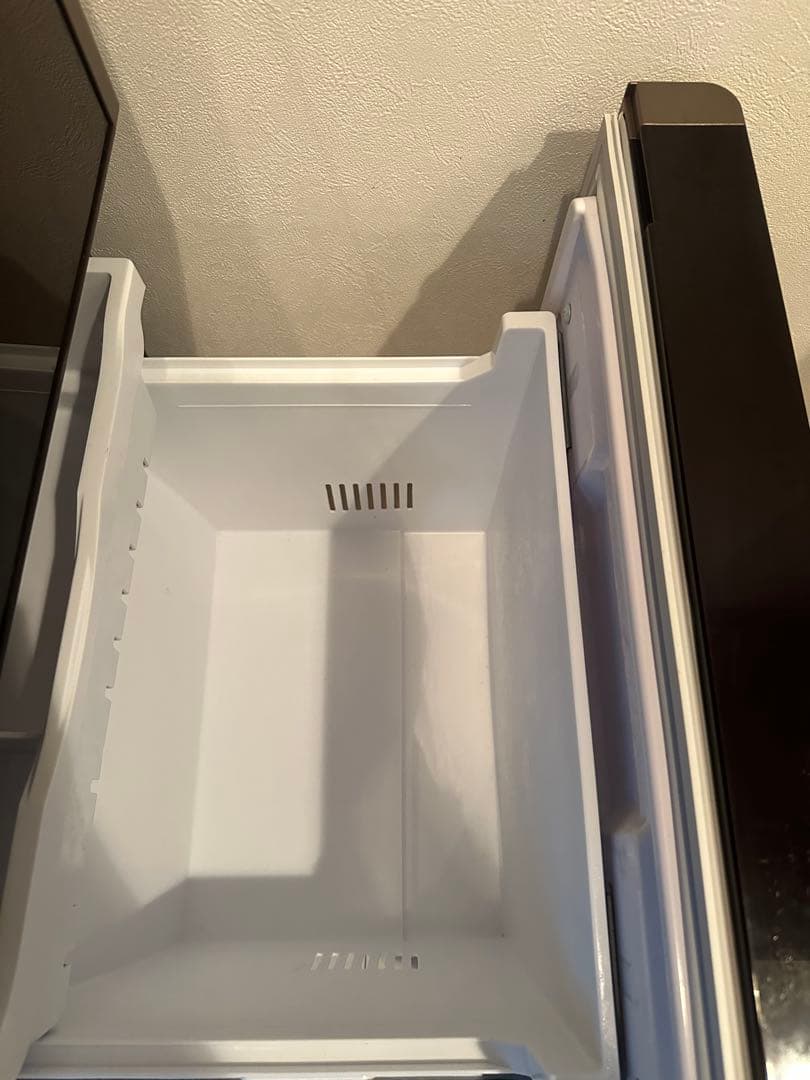 HITACHI 冷蔵庫 R-S3200WF 2017年製