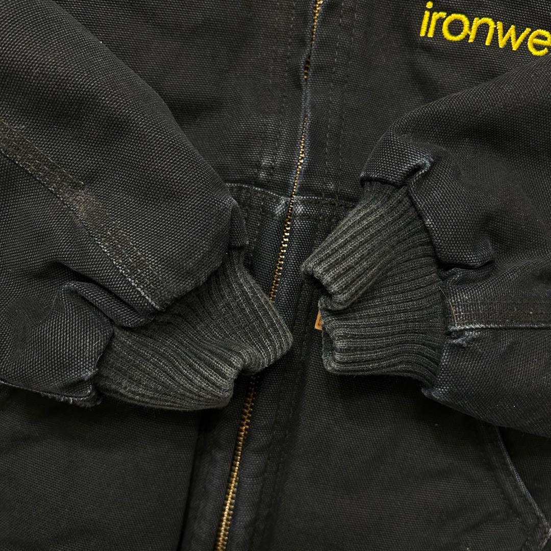 Carhartt アクティブジャケット　ダック生地　企業ロゴ　ブラック