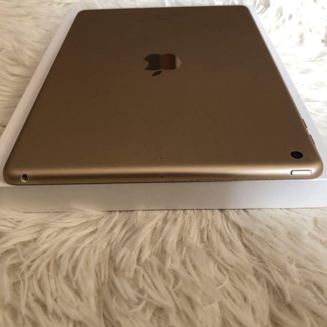 【完動品】iPad 第5世代 128GB 【すぐ発送】