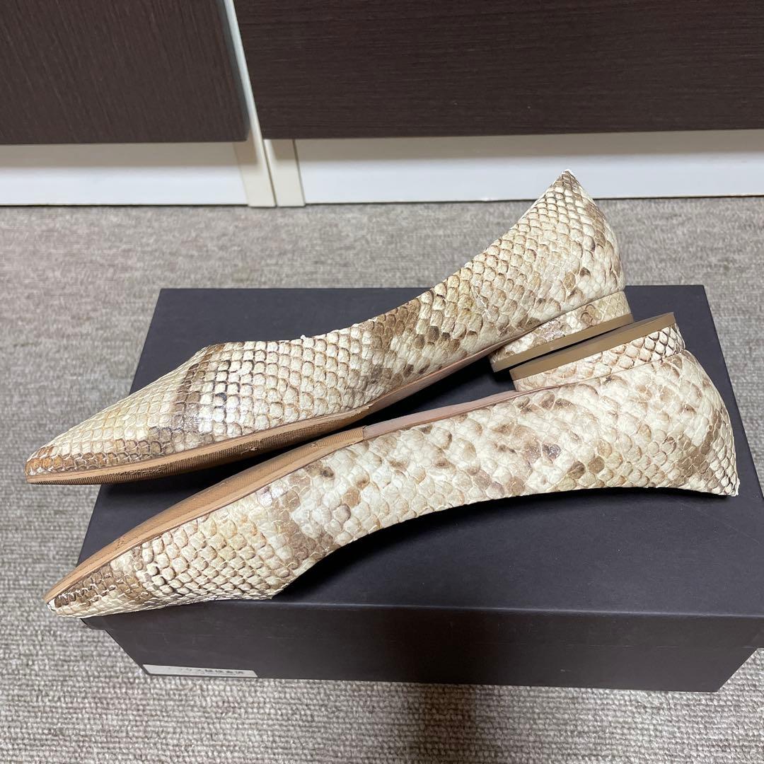 PELLICO ヘビ柄 ポインテッドトゥ フラットシューズ