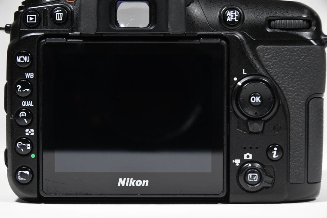 【動作確認済み】【値下げ】Nikon D7500 デジタル一眼レフカメラ
