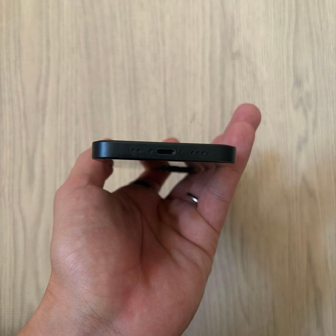 Apple iPhone 13 mini ブラック(ミッドナイト) 本体