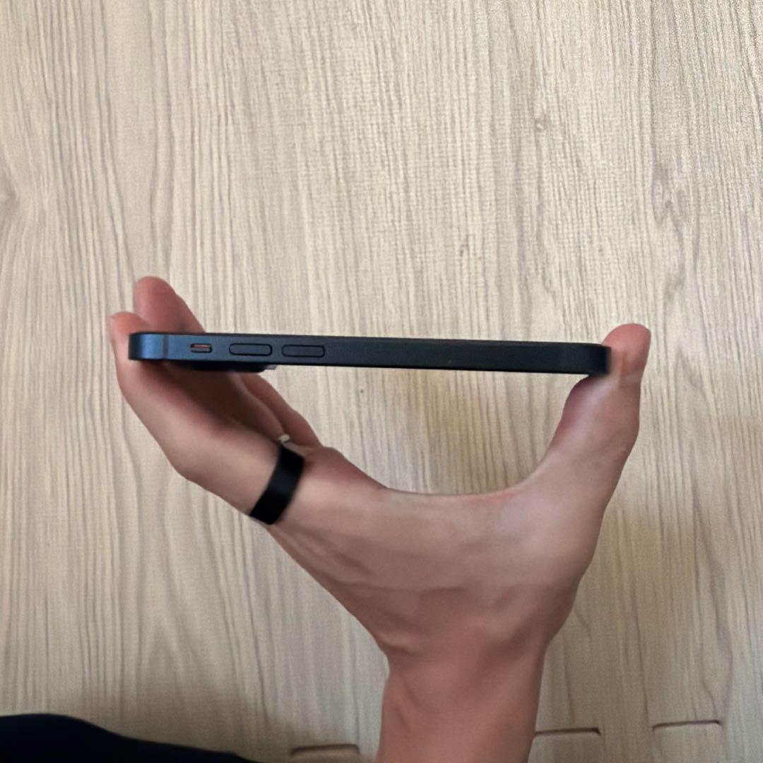 Apple iPhone 13 mini ブラック(ミッドナイト) 本体