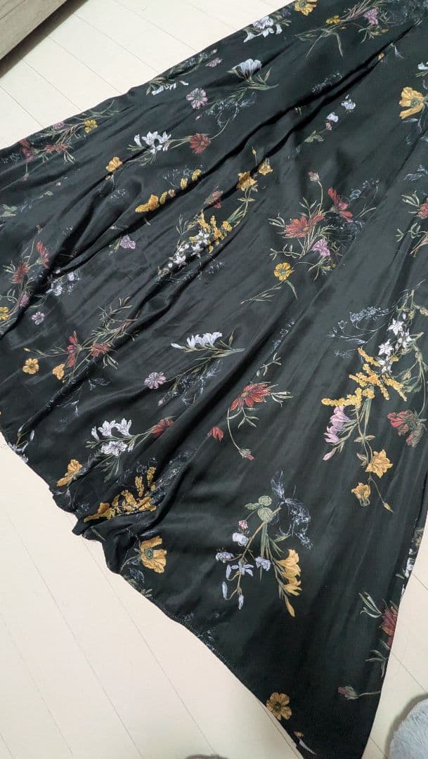 FRAY.ID ボタニカルプリントキャミソールワンピース ブラック