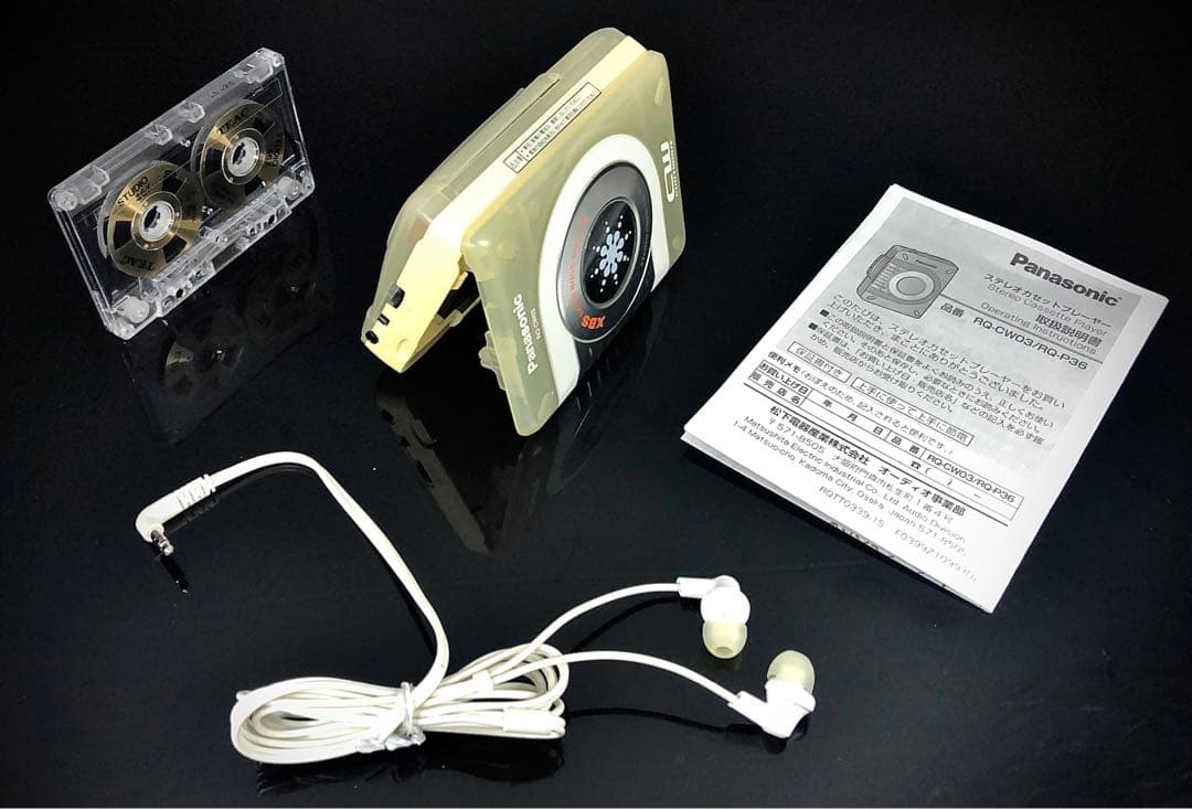 カセットプレーヤー PanasonicRQ-CW03白「 整備済み、完動超美品」