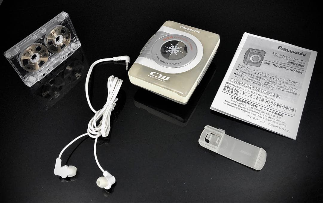 カセットプレーヤー PanasonicRQ-CW03白「 整備済み、完動超美品」