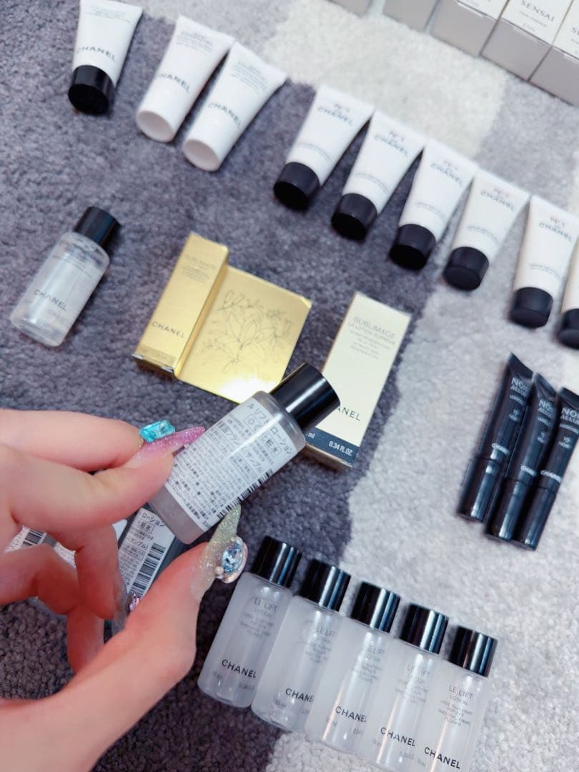 CHANEL 化粧水　美容液　クリーム　日やけ止めクリームまとまり26個セット