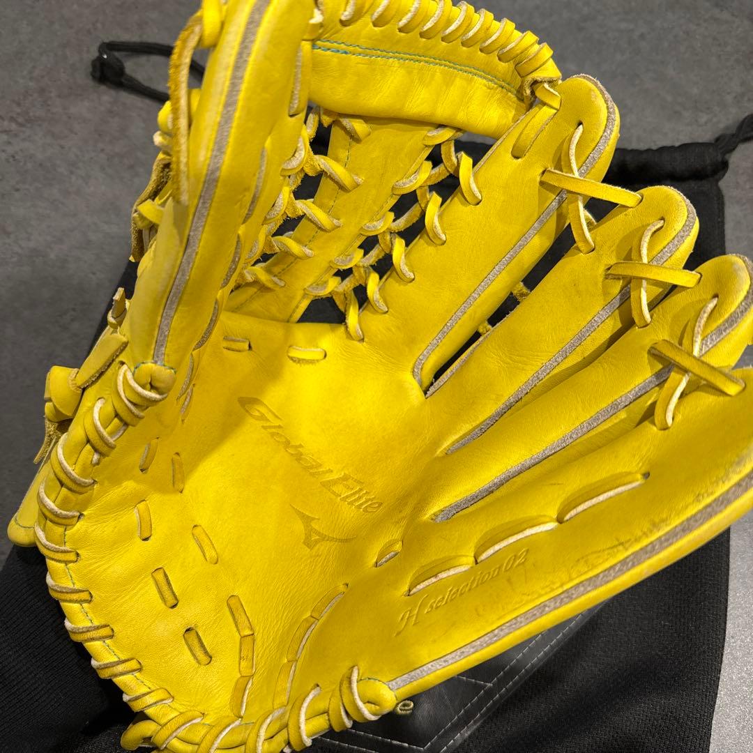 Mizuno Global Elite 軟式グローブ イエロー