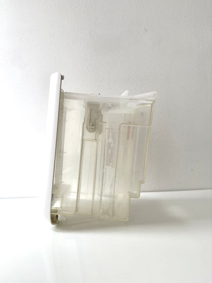 配送料込みSHARP 除湿機。