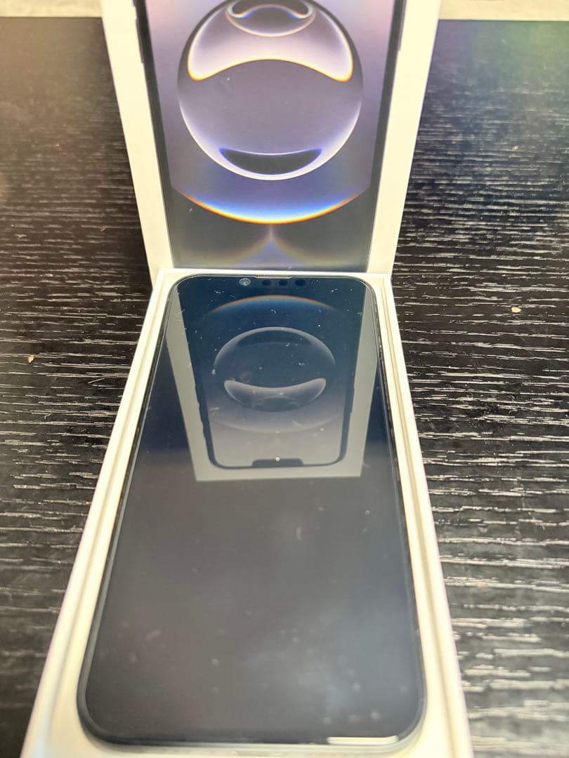 Apple iPhone 16e ブラック本体　セット