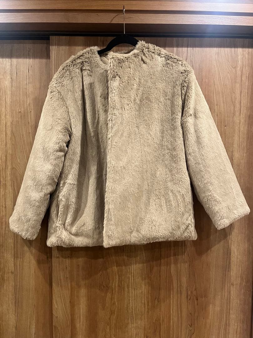 Mila Owenミラ オーウェン リバーシブルエコファージャケット　ベージュ