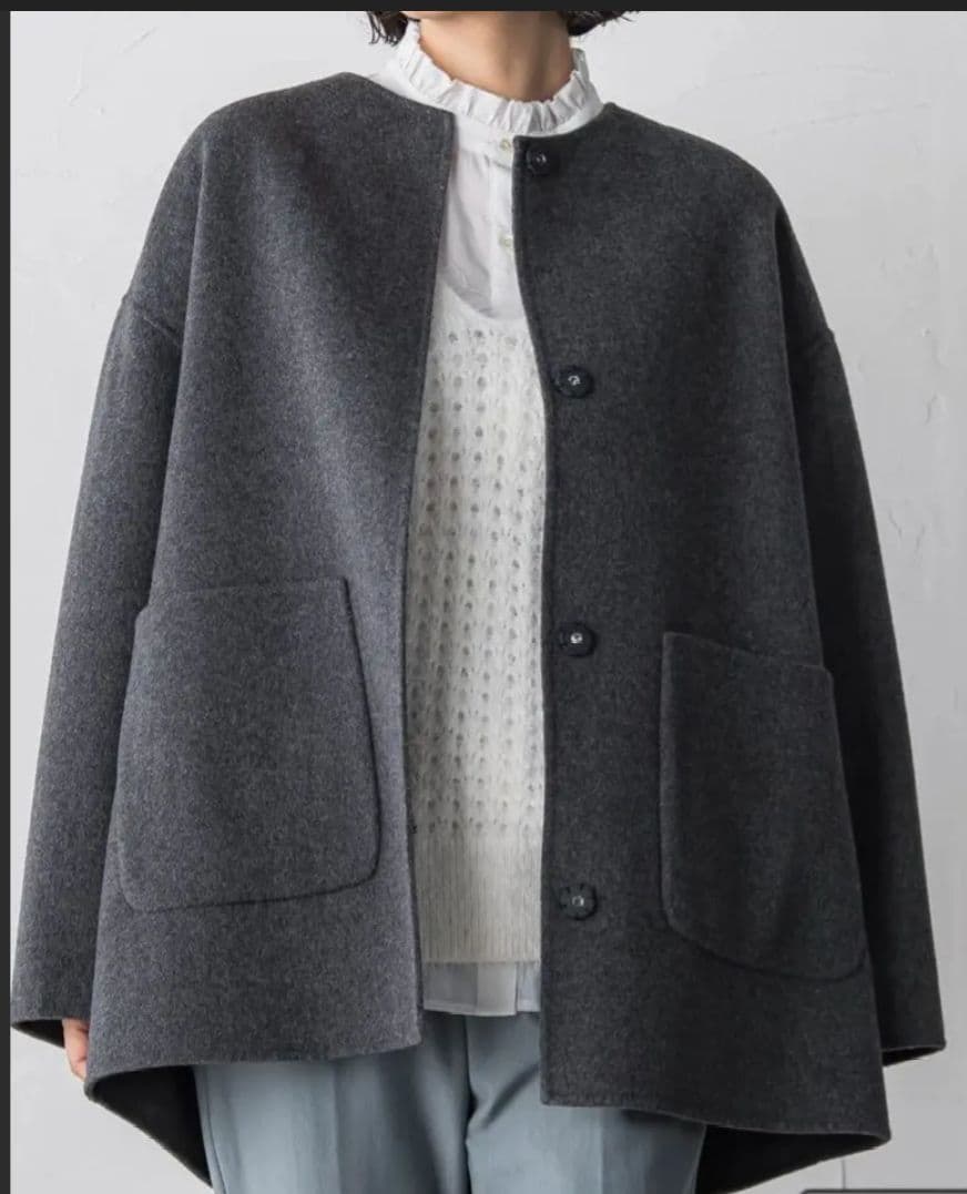 la.f...ラエフ ノーカラーリバーコート