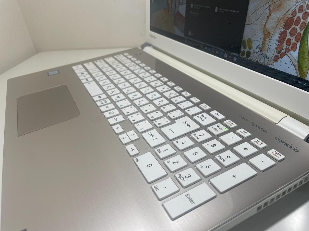 第8世代ＤynabookT65/GG i7-8550U SSD512G M16G