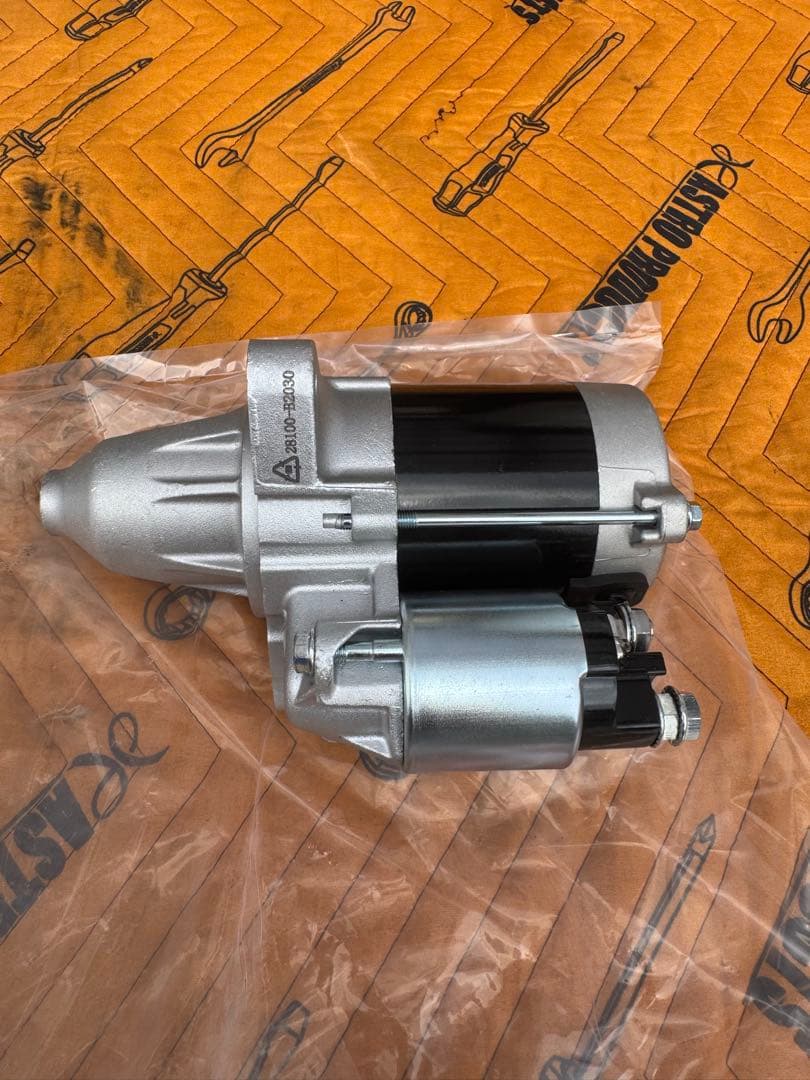 ダイハツミラココアセルモーター　未使用品　L675 L685