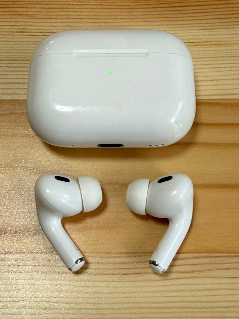 ま*つ様 【美品】Apple正規品 AirPods Pro 2（第2世代） US
