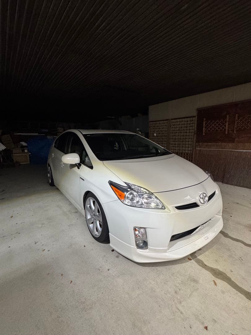 トヨタ 30プリウス前期モデリスタエアロ（フロント）