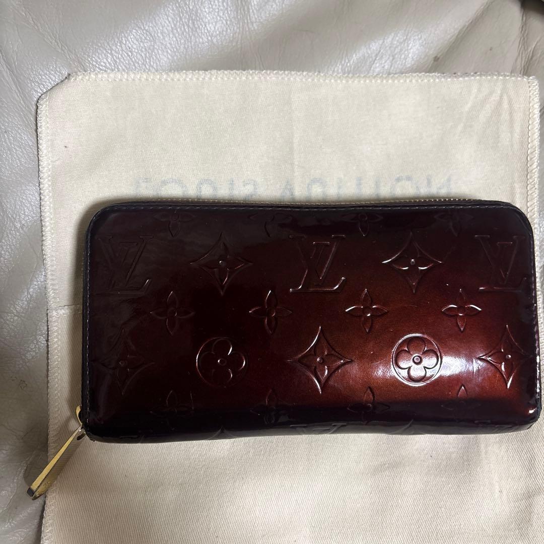 プ*ん様 LOUIS VUITTON ヴェルニ　長財布