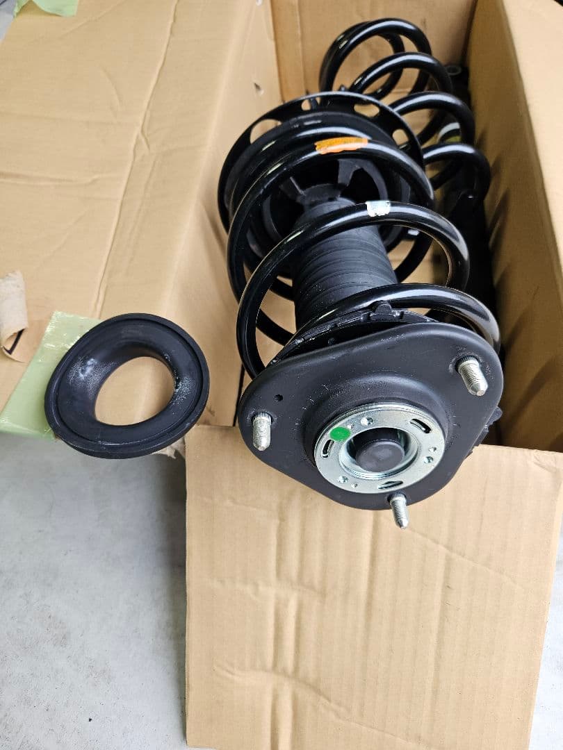 アルファード30系足回り一式orスタビライザー