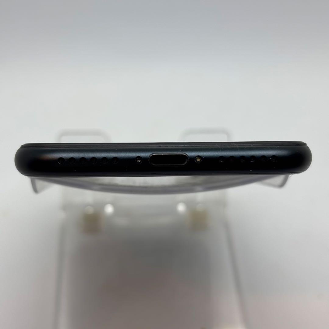 整備済美品 iPhone SE3 256GB 外装新品 FB0711017