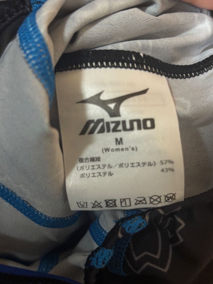 日体大　水泳水着