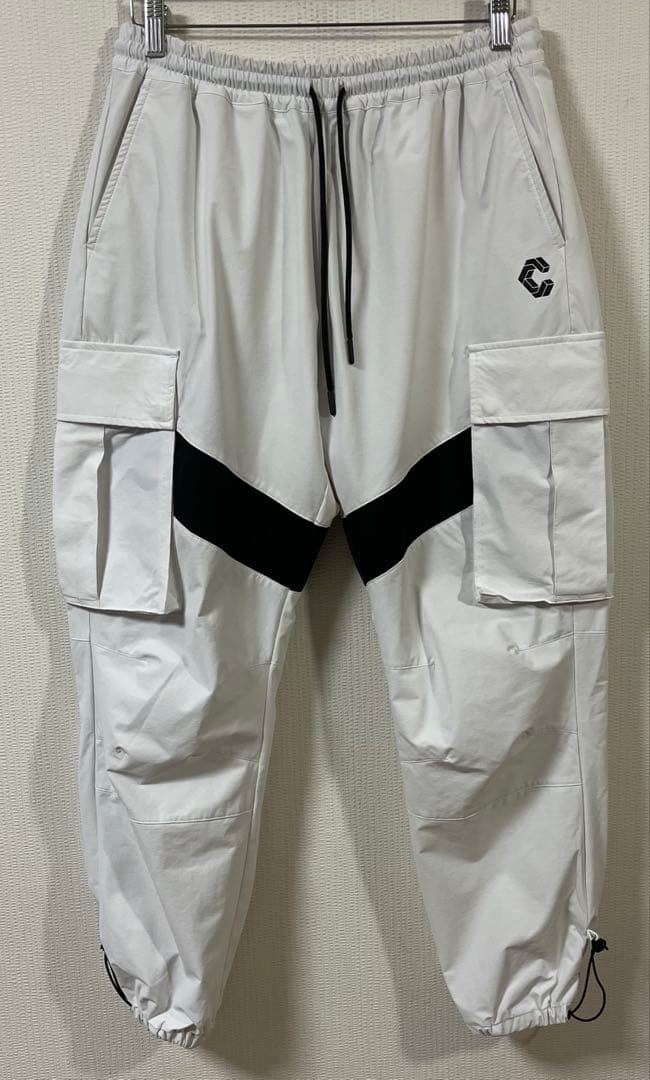 クロノス　CRONOS　ナイロンストレッチカーゴパンツ　Lサイズ　ホワイト