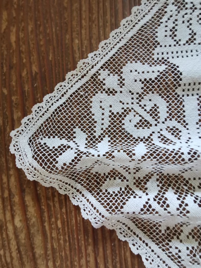 アンティーク フィレレース 聖火と鳩とオリーブ 透かしパネル スカラップ装飾