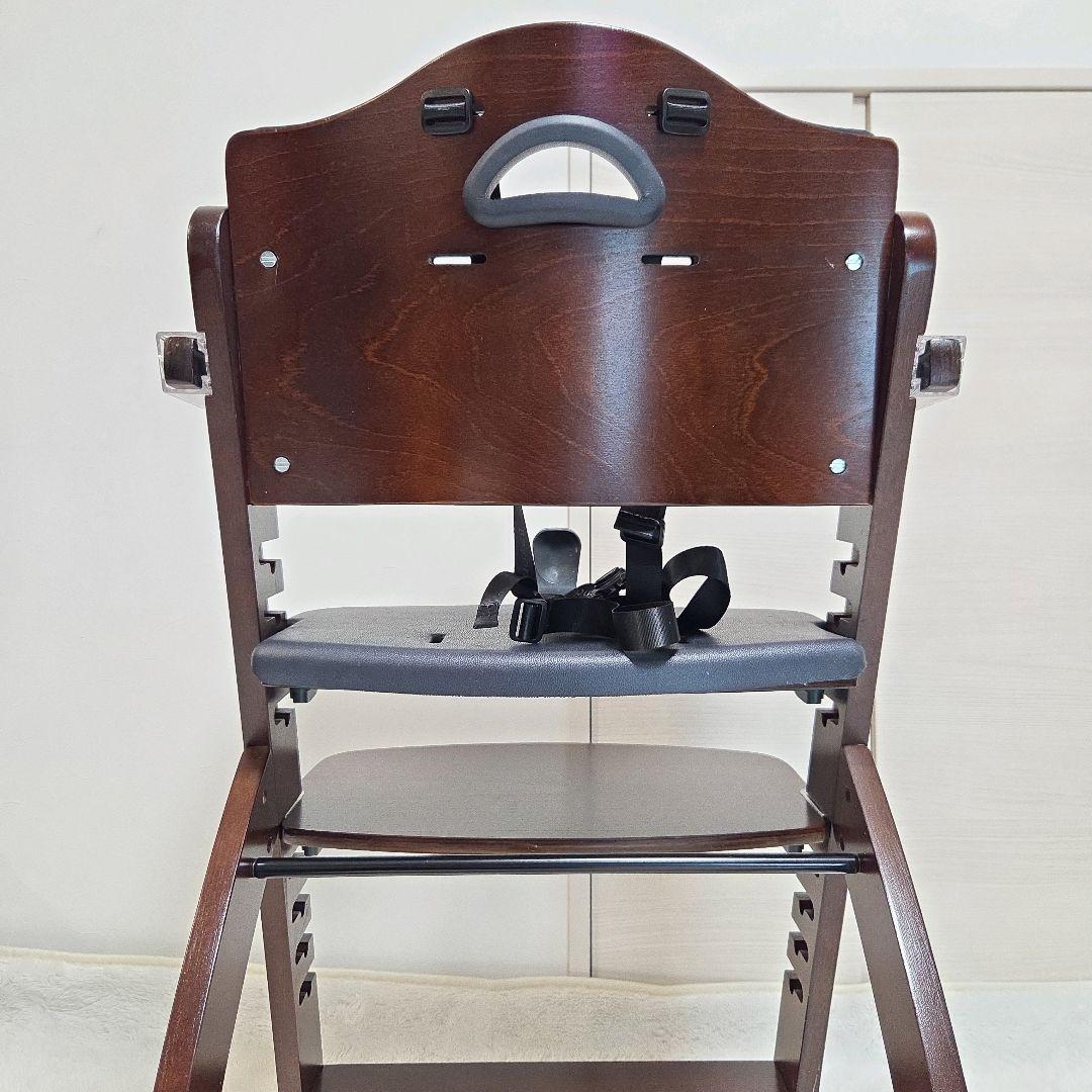 ビヨンドジュニアハイチェア　マホガニー・ブラック