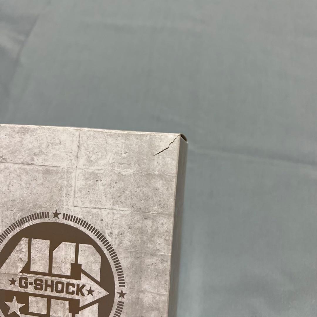 G-SHOCK DW-5040PG-1JR 40周年記念モデル