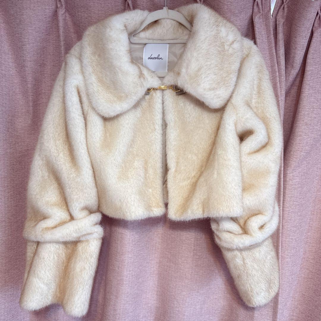dazzlin ビットショートミンクライクファーコート オフホワイト