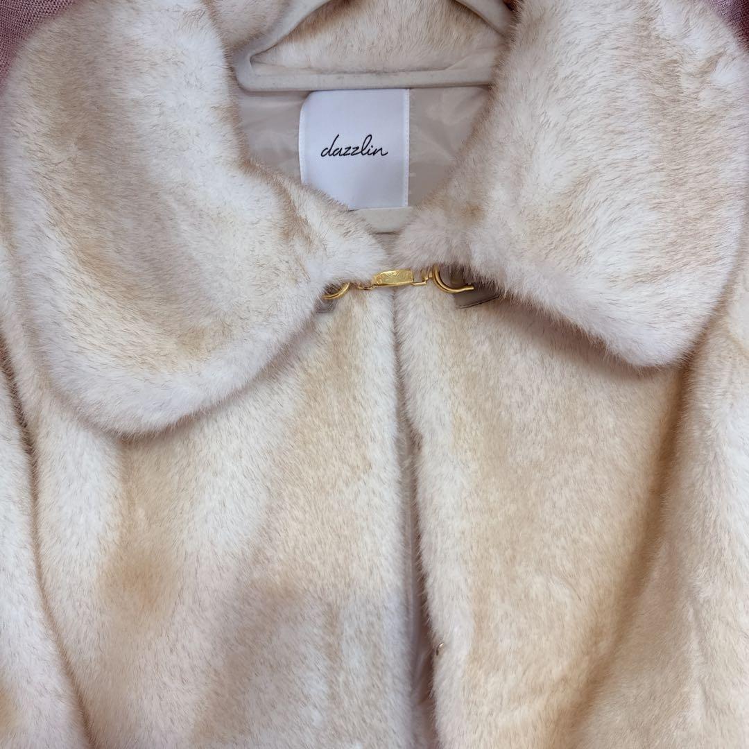 dazzlin ビットショートミンクライクファーコート オフホワイト