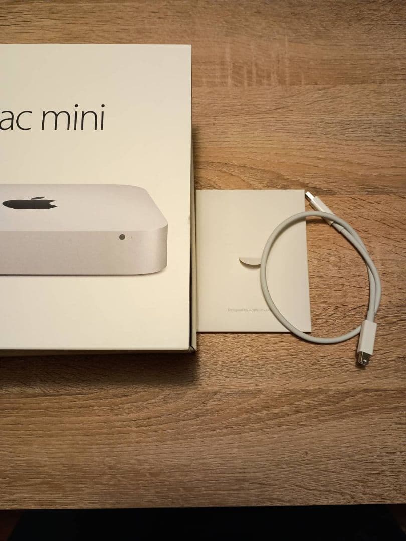 ミニPC Mac Mini (Late2014)