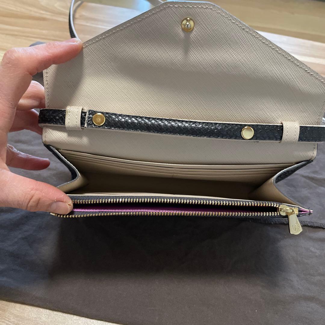 A.D.M.J. エンベロープ型クラッチバッグ