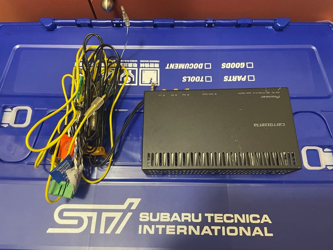 Pioneer パイオニア DEH-P01 パワーアンプ