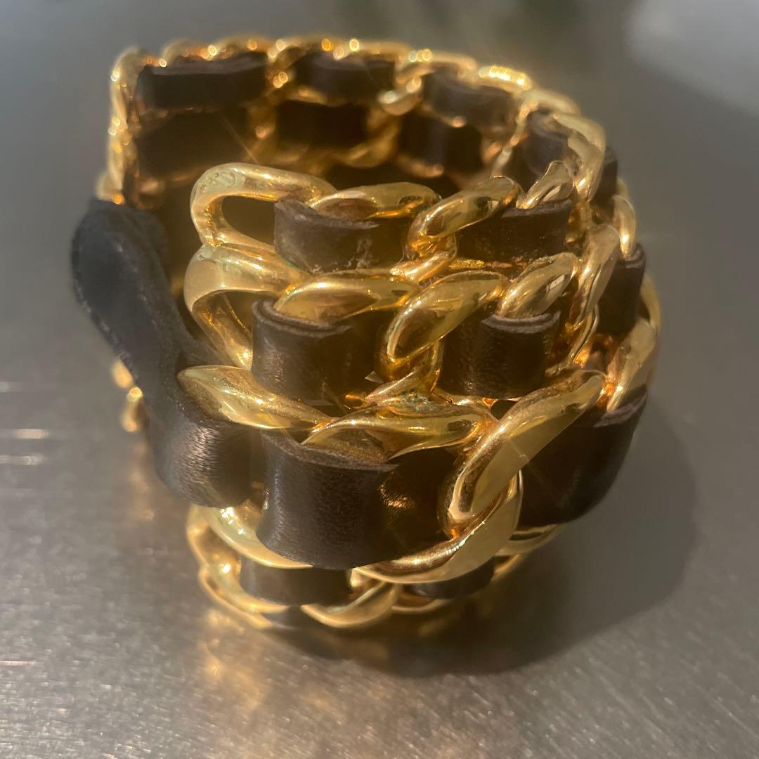 CHANEL チェーンバングル