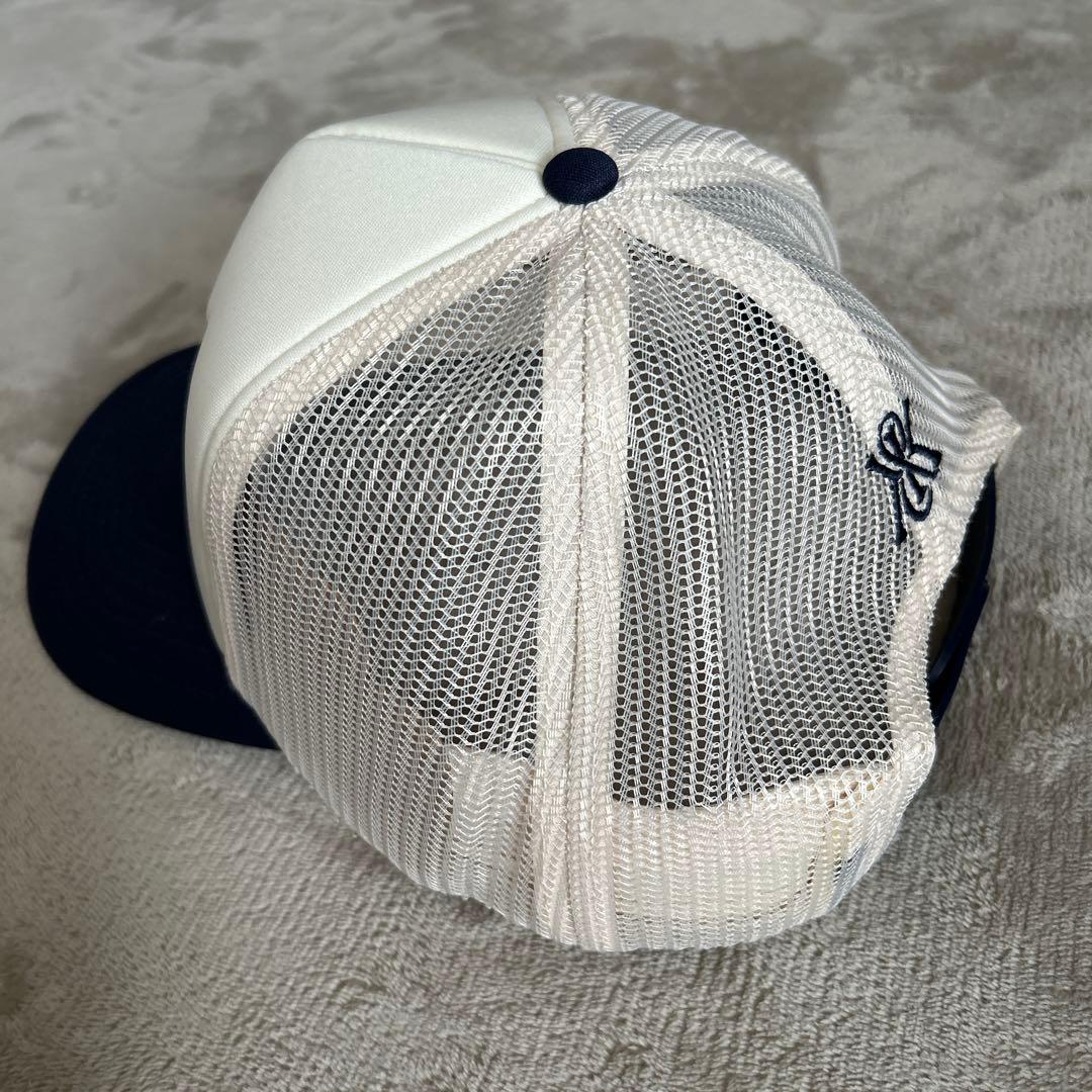 mako ページ　Kith キャップ