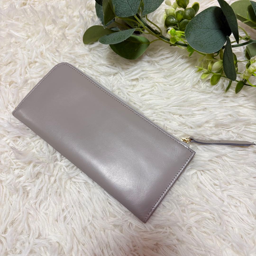 新品未使用★北欧暮らしの道具店「スリムに見えて収納上手」L字ファスナーの長財布