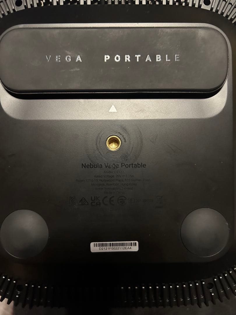 Nebula Vega Portable プロジェクター本体