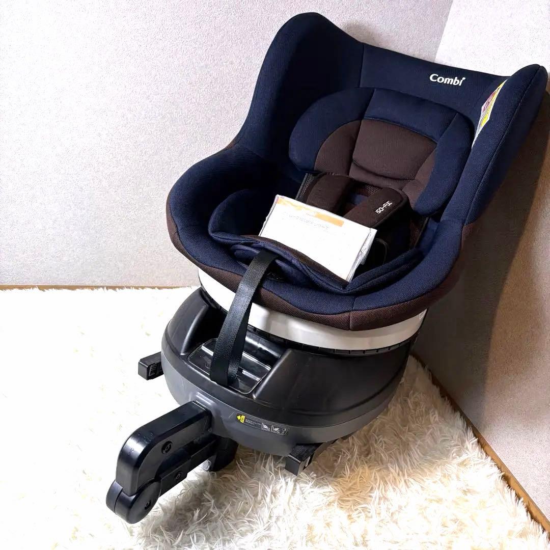 【ほぼ未使用】Combi コンビ クルムーヴ ISOFIX ブラウンネイビー