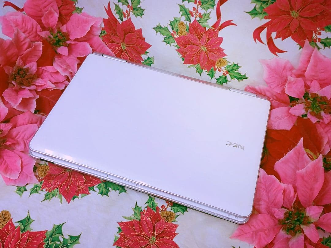 新型Win11搭載♥SSD256G♥2世代Corei7♥オフィス♥８G♥動画編集